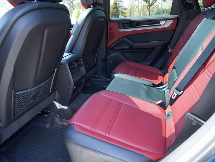 Фото 6 - Porsche Cayenne