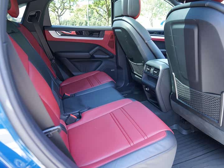 Фото 7 - Porsche Cayenne