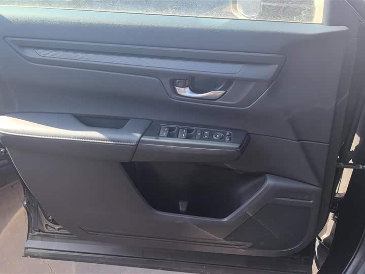 Фото 7 - Honda CR-V