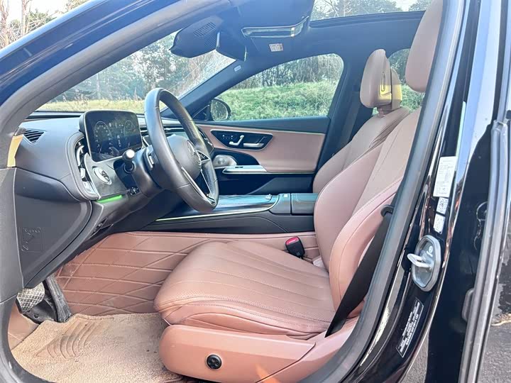 Фото 6 - Mercedes-Benz E-Class