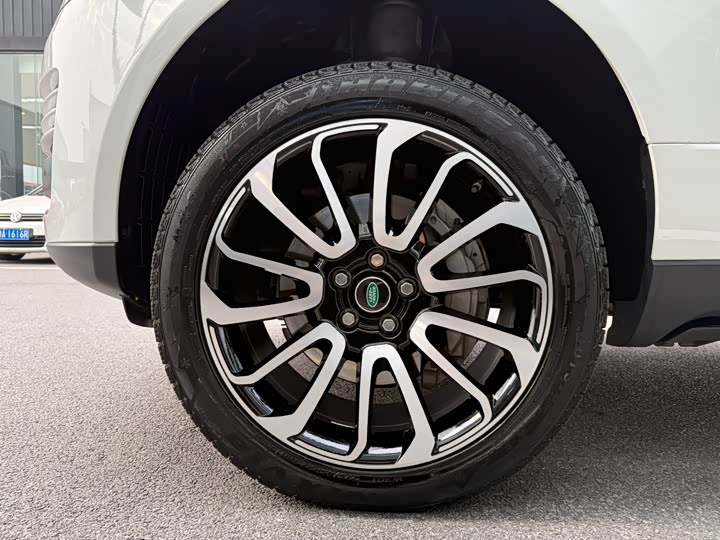 Фото 9 - Land Rover Range Rover