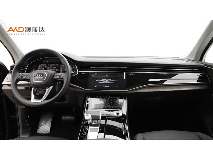 Фото 5 - Audi Q7