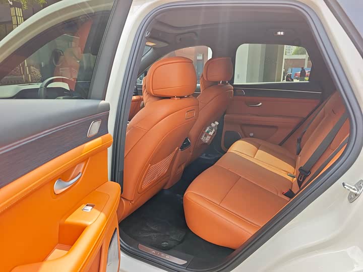 Фото 6 - Aito M5