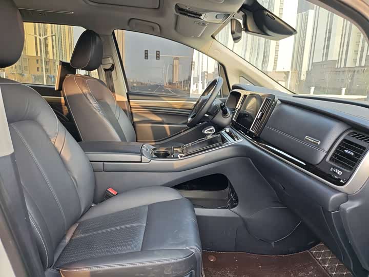 Фото 6 - GAC Trumpchi M8