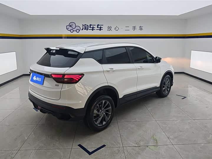 Фото 3 - Geely Coolray