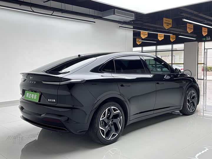 Фото 5 - Nio Onvo L60