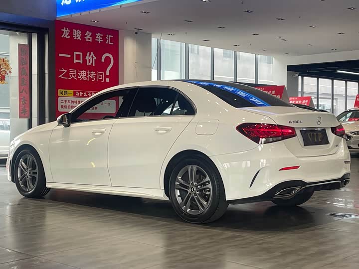 Фото 4 - Mercedes-Benz A-Class