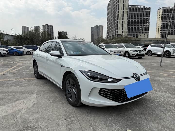 Photo 3 - Volkswagen Lamando L