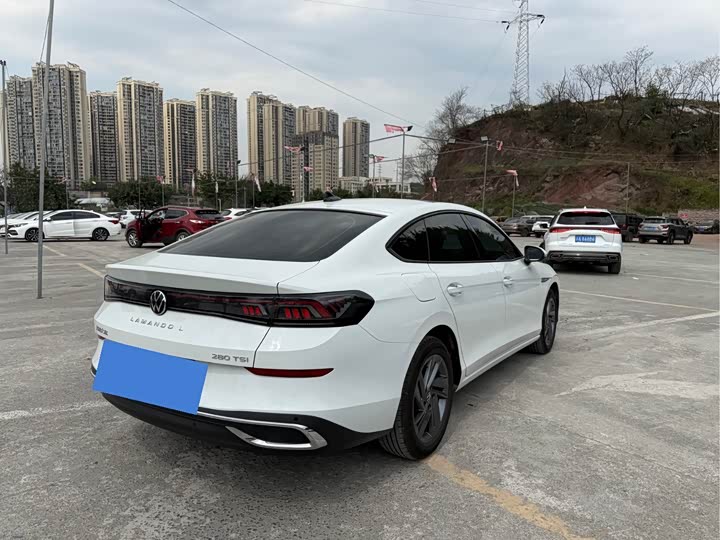 Photo 6 - Volkswagen Lamando L