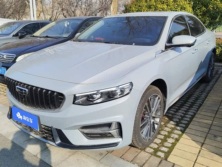 Фото 1 - Geely Preface