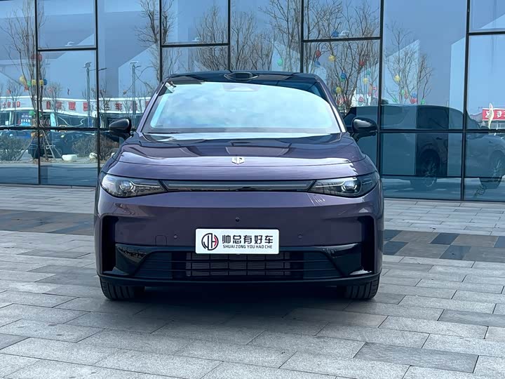 Фото 2 - Leapmotor C10