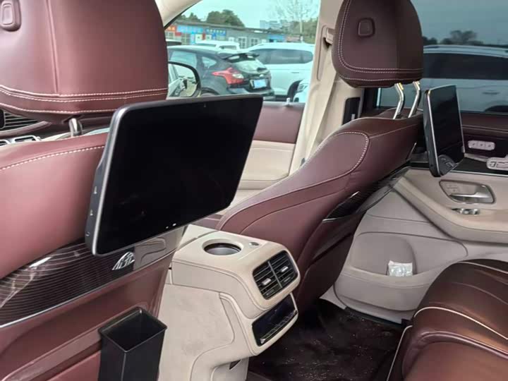 Фото 8 - Mercedes-Benz Maybach GLS