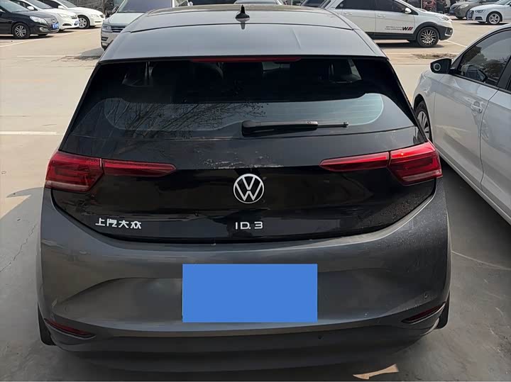 Photo 5 - Volkswagen ID.3