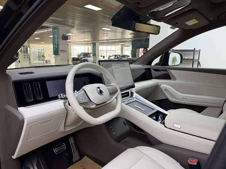 Фото 6 - Denza N8L