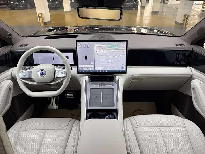 Фото 7 - Denza N8L