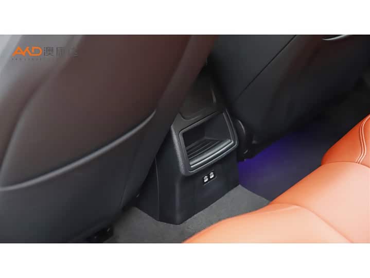 Фото 9 - BMW 1 Series