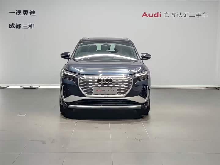 Фото 2 - Audi Q4 e-tron