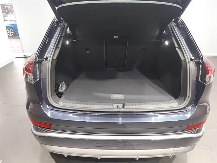 Фото 9 - Audi Q4 e-tron