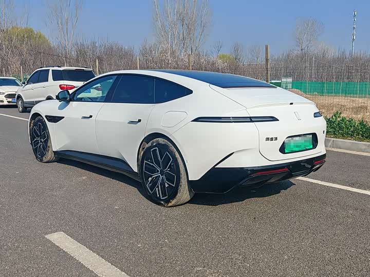 Фото 4 - Avatr 12