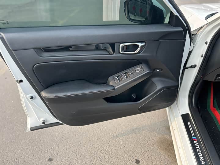 Honda Integra 2023 2023款 240TURBO CVT领先版