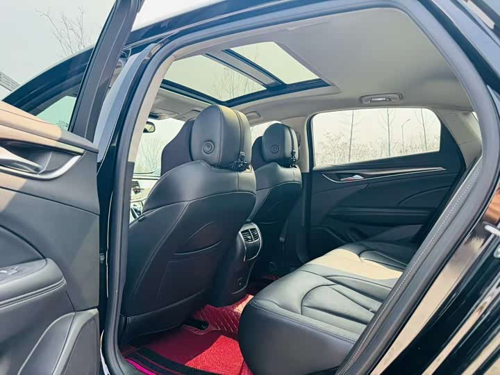 Фото 5 - Buick LaCrosse