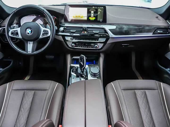 Фото 4 - BMW 5 Series