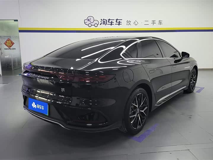 Фото 3 - BYD Han