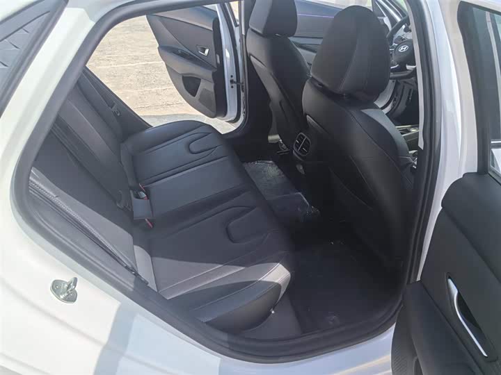 Фото 6 - Hyundai Elantra N line