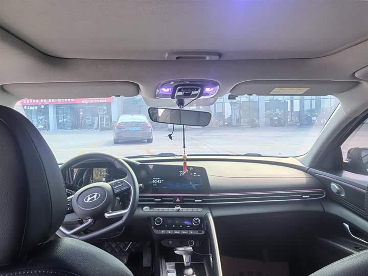 Фото 9 - Hyundai Elantra N line