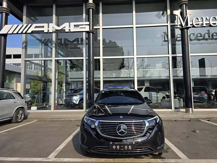 Фото 2 - Mercedes-Benz EQC