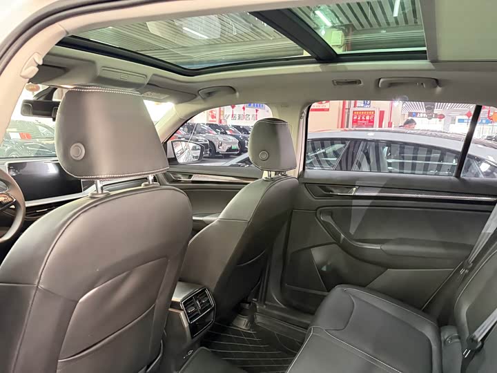 Фото 9 - Skoda Kodiaq