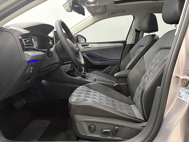 Фото 4 - Volkswagen Sagitar L