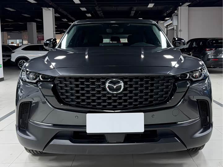 Фото 2 - Mazda CX-50