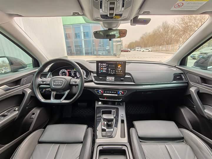 Фото 4 - Audi Q5