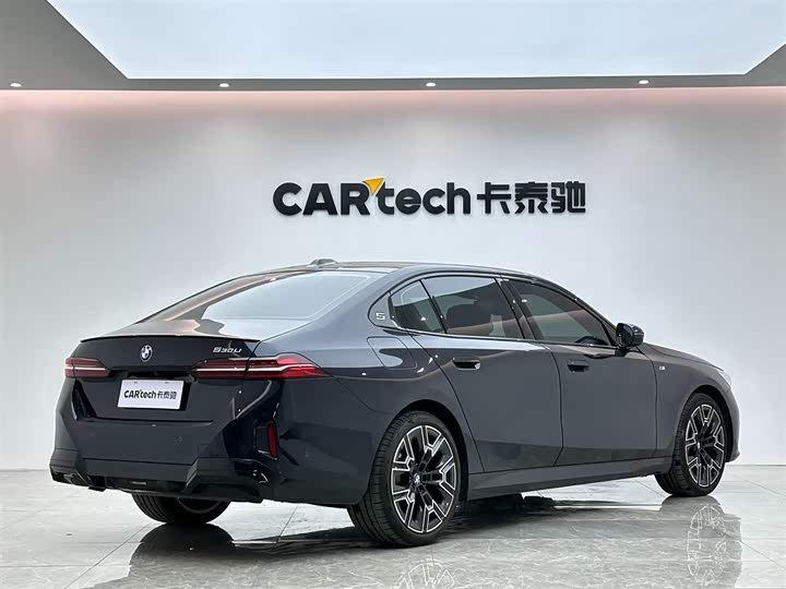 Фото 5 - BMW 5 Series