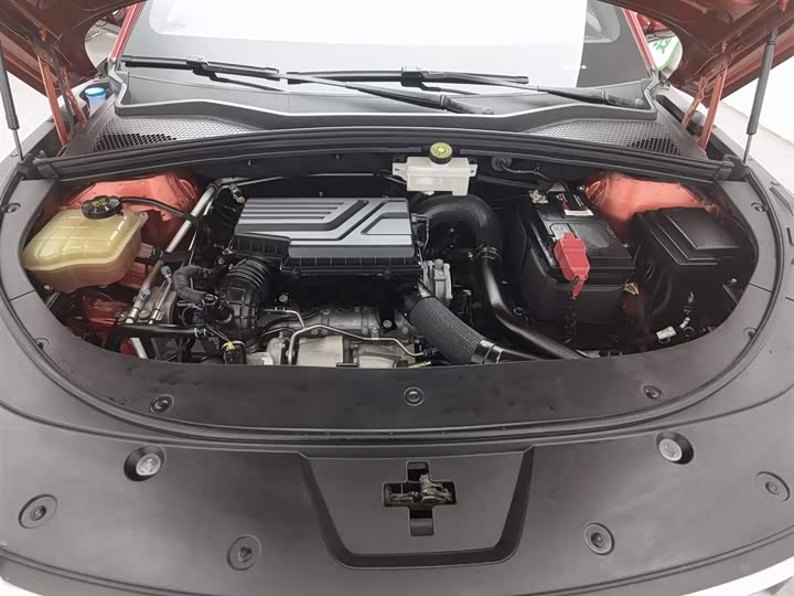 Фото 6 - BYD Song Plus