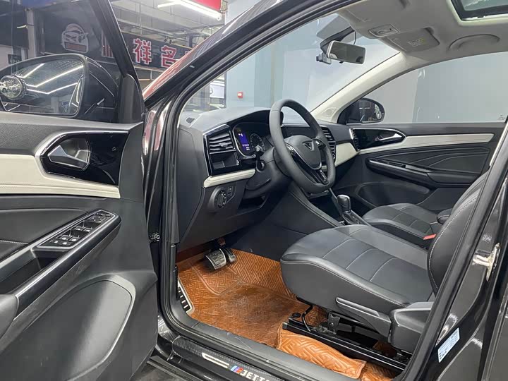 Фото 4 - Jetta VS5