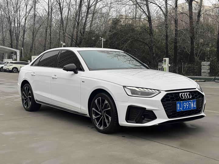 Zdjęcie 2 - Audi A4L
