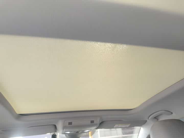 Photo 9 - Volkswagen Tharu