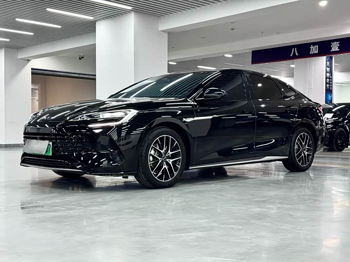 Фото 1 - BYD Seal