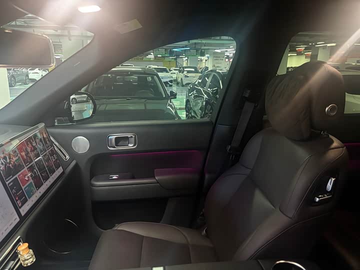 Фото 6 - LiXiang L8