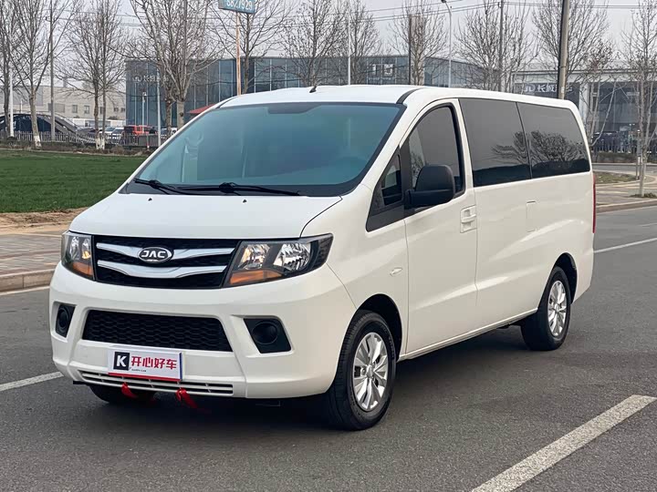 Фото 1 - JAC Refine M3