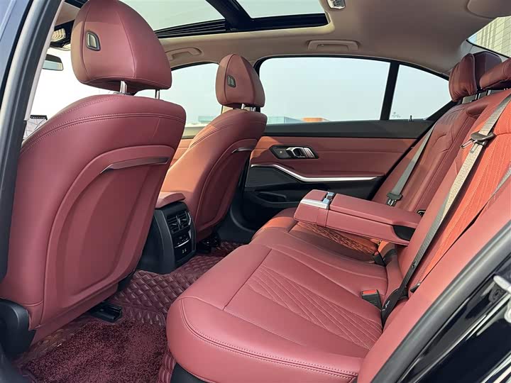 Фото 6 - BMW 3 Series