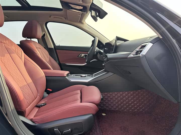 Фото 9 - BMW 3 Series