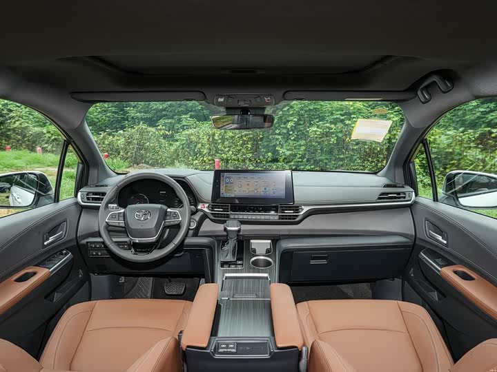 Фото 2 - Toyota Sienna