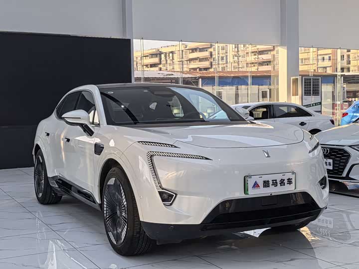 Фото 2 - Avatr 11