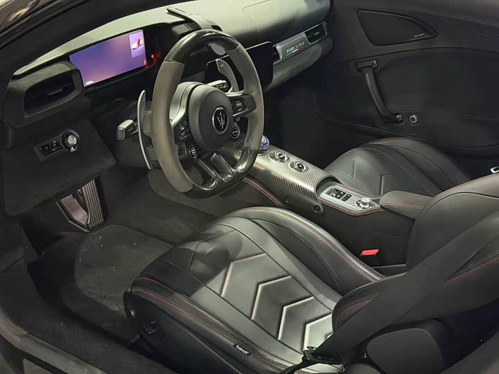 Фото 7 - Maserati MC20