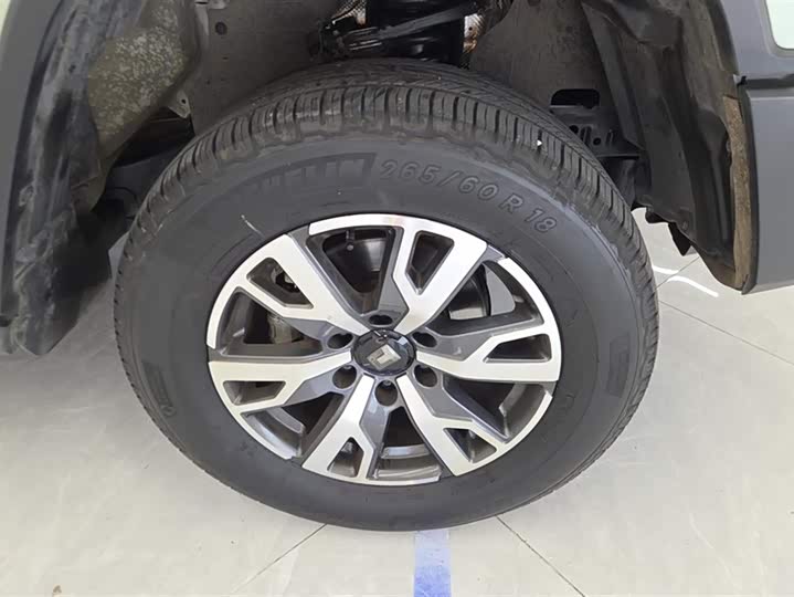 Фото 6 - Tank 300