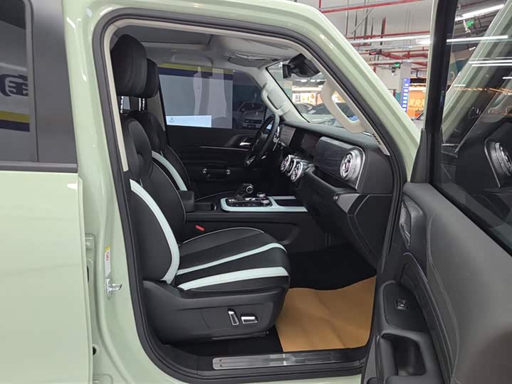 Фото 8 - Tank 300