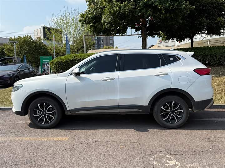 Фото 3 - Haval H6